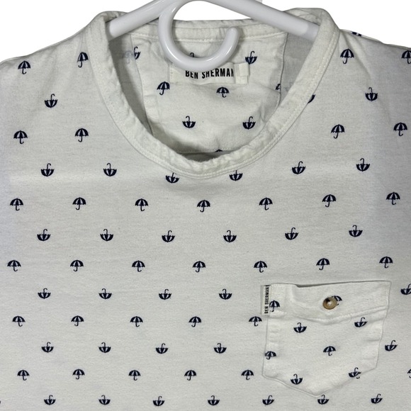 Ben Sherman Men's Large White Umbrella Print Short Sleeve Pocket T-Shirt AOP - Picture 1 of 10